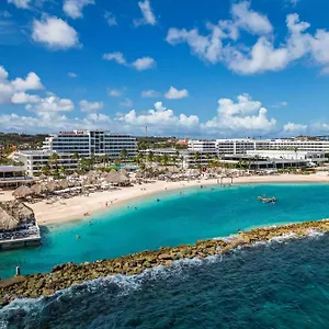 **** Semesteranläggning (resort) Mangrove Corendon Curacao Resort, Curio Curaçao