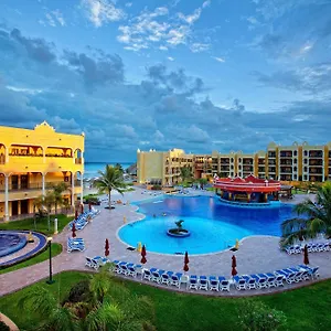***** Semesteranläggning (resort) The Royal Haciendas & Mexiko
